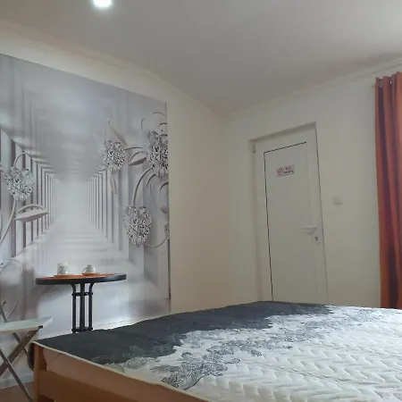 Xxx Country house Mali Beograd